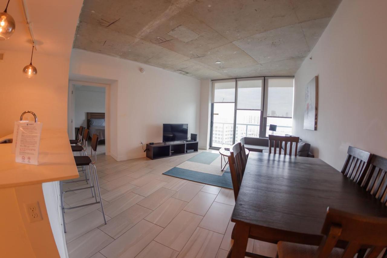 Midtown Miami Residences Доръл Екстериор снимка