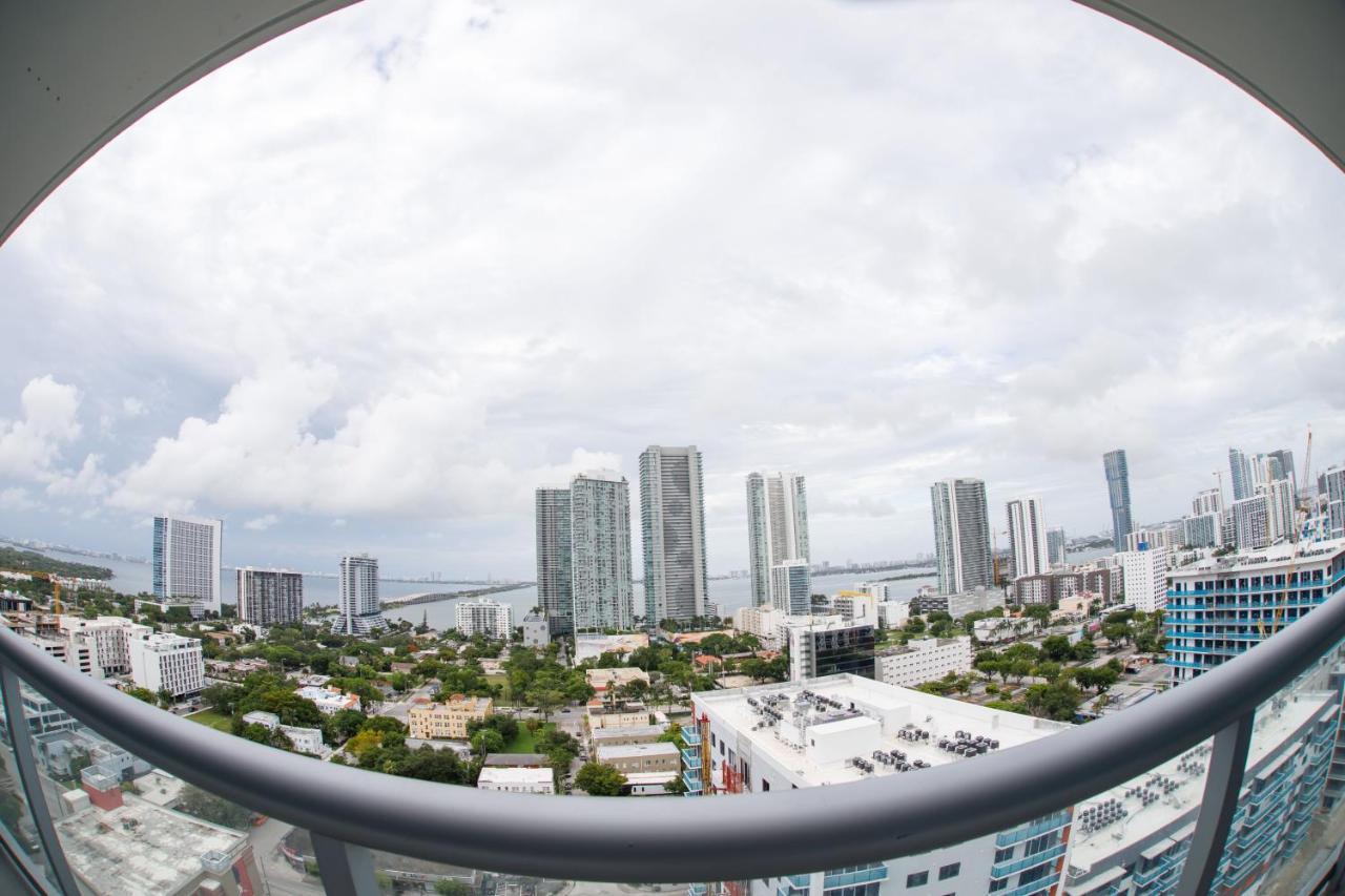 Midtown Miami Residences Доръл Екстериор снимка