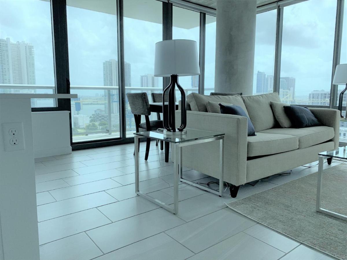 Midtown Miami Residences Доръл Екстериор снимка